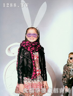 �������ɫŮͯ����