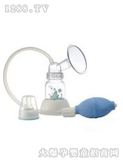 比亲新型带瓶吸奶器