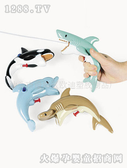 ŷ�϶���ˮǹ