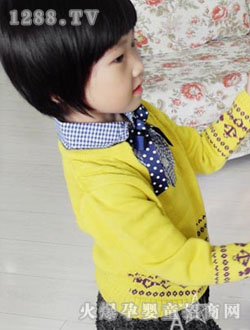 �������ɫ��ͯë��