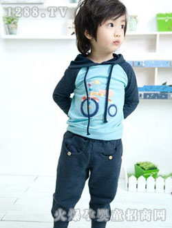 �������ͯ�˶���װ