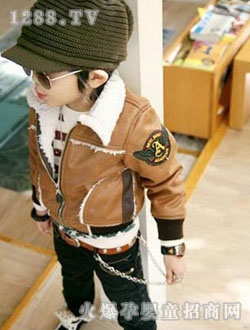 ��������ɫʱ��ͯװ