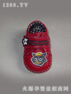 ������ͯ��̫�Ǻ�ɫѧ��Ь