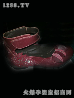 ������ͯ���Ҷ��ͯЬ