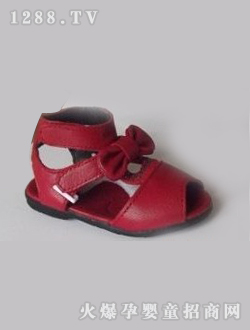 ������ͯ��ɫ����ͯЬ