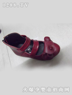 ������ͯ��ɫѹ��ͯЬ