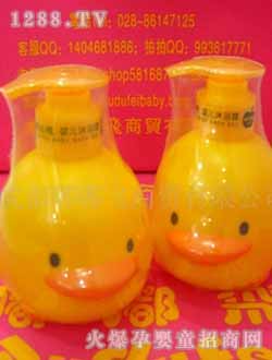 ��ɫСѼӤ����ԡ¶��ƻ����