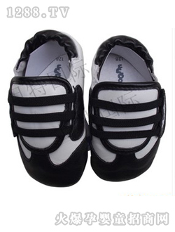 �Ű���ɫӤ��ѧ��Ь