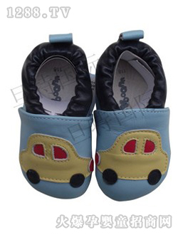 �Ű���ɫӤ��ѧ��Ь