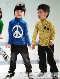 ���豦������ͯװ