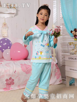 ��¶��ǳ��ɫŮͯ˯��