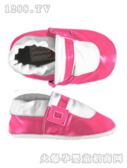 �ۺ���ʿ��Ƥѧ��Ь