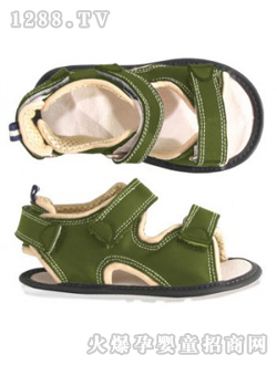 ҵ��͸����Ь��ɫ