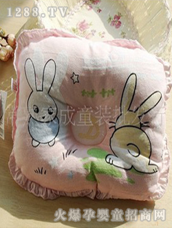 多比兔粉色宝宝定型枕