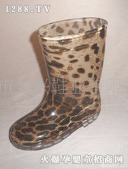 ����ʱ�ж�ͯ��Ь