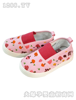 ͯ��Ե��ݮͼ��ʱ��Ӥ��Ь