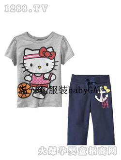 ��һ����ɫ��װ