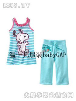 ��һ��ǳ��ɫӤ����װ