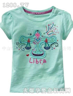 ��һ��ǳ��ɫ�ɰ�ŮͯT��