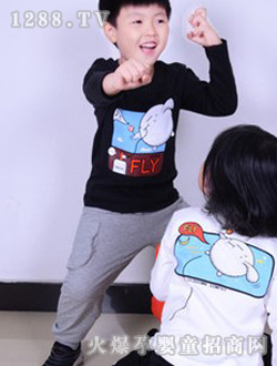 SANBOBO��ɫ����T��