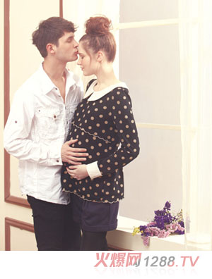 38�ܺ�ɫ����ѩ������
