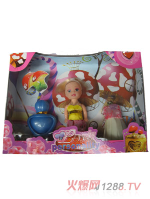 �ں�����·���ɫ��װ3330F