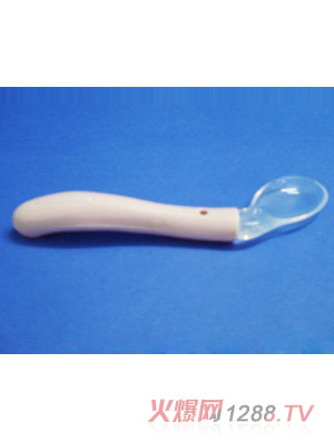 Ӥ����ɫ�轺����