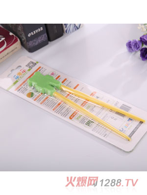 樂(lè )米樂(lè )兒童練習筷