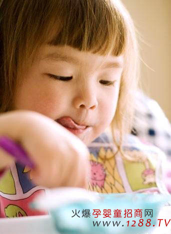 宝宝过节,饮食安排需要注意什么-母婴健康|火爆